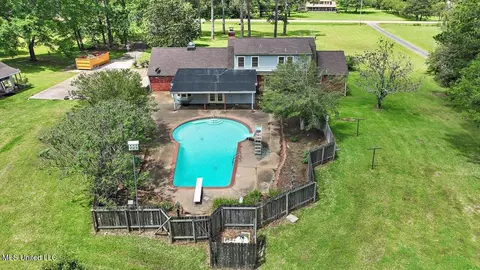 Exterior - 162 Parks Rd, Jackson, MS 39212 photo 18 of 18