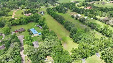 View/Area - 162 Parks Rd, Jackson, MS 39212 photo 1 of 2