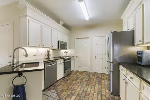 506 Spring Hill Dr, Madison, MS 39110 photo 8