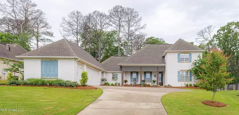 151 Cavanaugh Dr, Madison, MS 39110