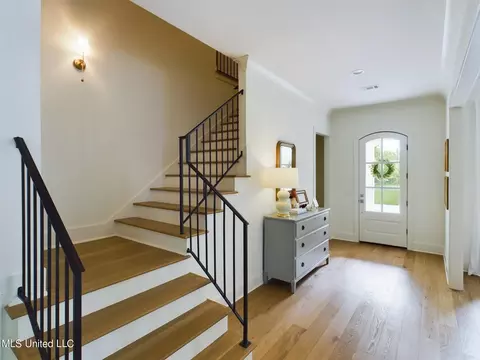 Entry Way - 211 Chestnut Spring Road Rd # B, Flora, MS 39071 photo 2 of 4