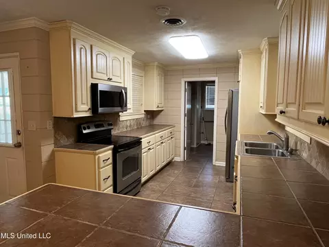 152 Old Place Rd, Florence, MS 39073 photo 7