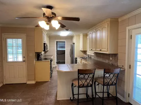 152 Old Place Rd, Florence, MS 39073 photo 6