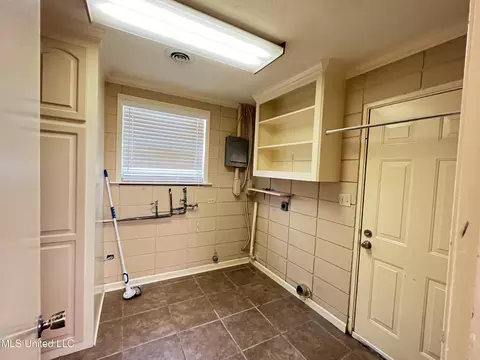 152 Old Place Rd, Florence, MS 39073 photo 9