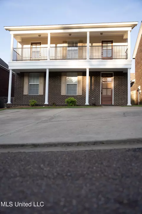 705 Southpointe Commons Loop, Oxford, MS 38655 photo 2