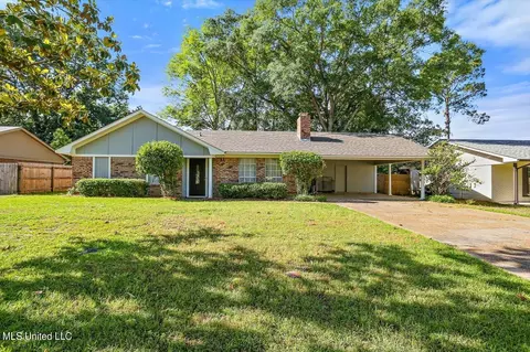 219 Traceland Dr, Madison, MS 39110