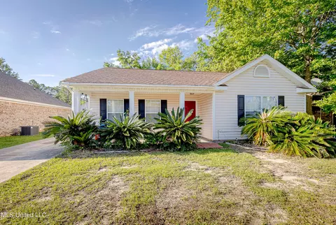 3216 Tuna Rd, Gautier, MS 39553