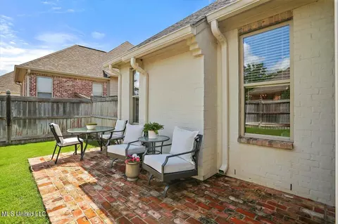 Exterior - 108 St Charles Dr, Madison, MS 39110 photo 7 of 10