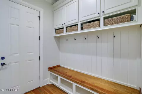 Entry Way - 108 St Charles Dr, Madison, MS 39110 photo 2 of 2