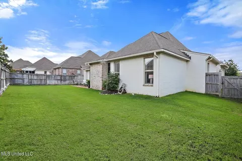 Exterior - 108 St Charles Dr, Madison, MS 39110 photo 10 of 10