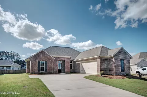 168 Chartleigh Cir, Canton, MS 39046