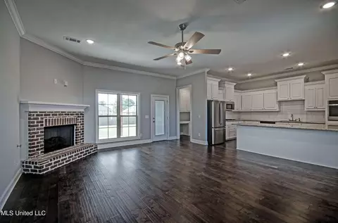 168 Chartleigh Cir, Canton, MS 39046 photo 9