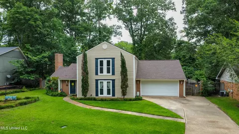 114 Longwood Dr, Clinton, MS 39056