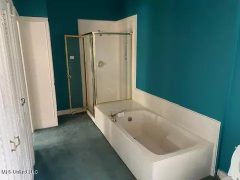 Bath - 1200 St Ann Street St, Jackson, MS 39202 photo 2 of 3