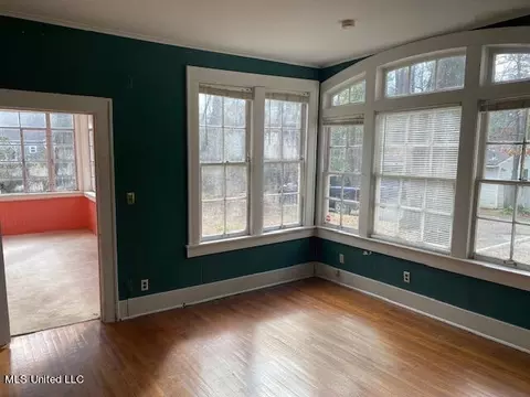 Living - 1200 St Ann Street St, Jackson, MS 39202 photo 3 of 5