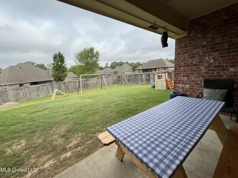 Exterior - 111 Wagner Way, Madison, MS 39110 photo 5 of 9