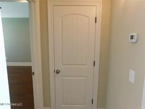 Entry Way - 111 Wagner Way, Madison, MS 39110 photo 3 of 5