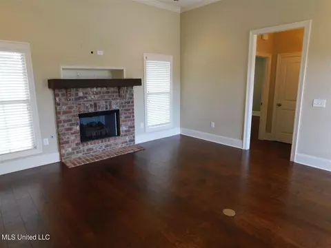Living - 111 Wagner Way, Madison, MS 39110 photo 1 of 3