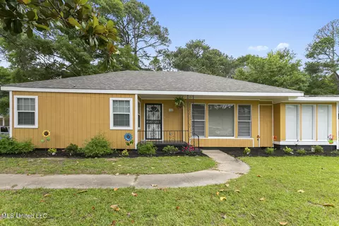 748 E Northside Dr, Jackson, MS 39206 photo 4