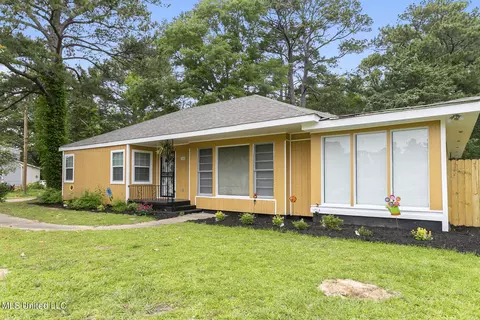 748 E Northside Dr, Jackson, MS 39206 photo 5
