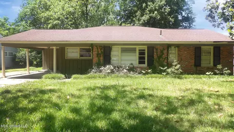 1421 Rose Cir, Clarksdale, MS 38614