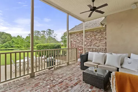 Exterior - 551 Twin Cedars Dr, Madison, MS 39110 photo 9 of 11