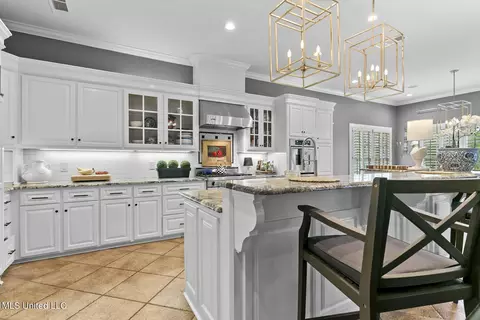 Kitchen - 551 Twin Cedars Dr, Madison, MS 39110 photo 1 of 7