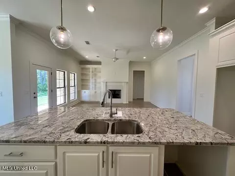 Kitchen - 102 Porter Rdg, Canton, MS 39046 photo 3 of 3