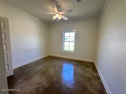 Bedroom - 102 Porter Rdg, Canton, MS 39046 photo 2 of 3