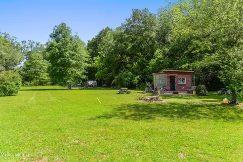 Exterior - 18010 Pine St, Saucier, MS 39574 photo 4 of 7