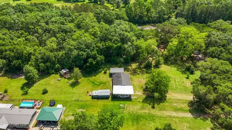 View/Area - 18010 Pine St, Saucier, MS 39574 photo 3 of 8