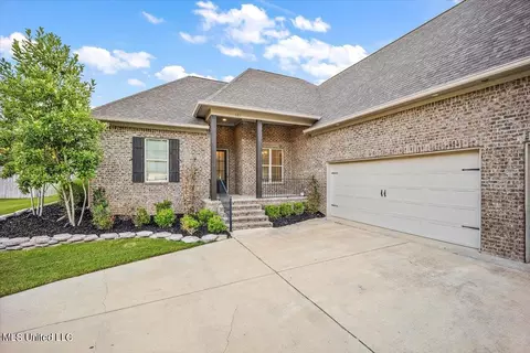Exterior - 101 Camden Cv, Madison, MS 39110 photo 2 of 10