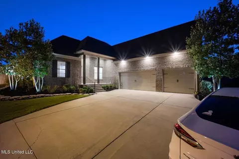 Exterior - 101 Camden Cv, Madison, MS 39110 photo 8 of 10