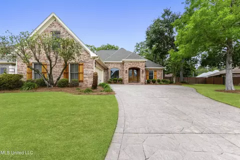 5515 Caymus Cv, Ocean Springs, MS 39564