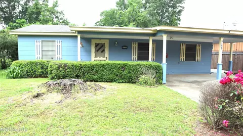 3137 King Dr, Pearl, MS 39208