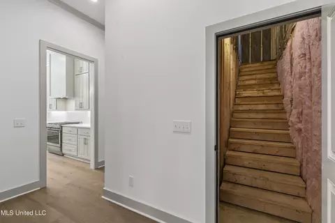 Entry Way - 105 Griffis Ln, Madison, MS 39110 photo 6 of 10