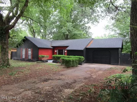 5541 Farnell Dr, Horn Lake, MS 38637