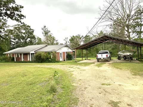 233 Oakdale Ave, Morton, MS 39117