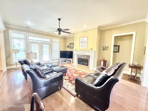 1157 Lake View Dr, Hernando, MS 38632 photo 10