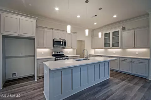 Kitchen - 208 Baleigh Dr #LOT 5, Canton, MS 39046 photo 1 of 2