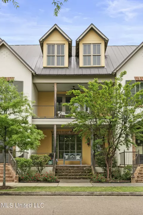 214 Eastpark St, Ridgeland, MS 39157