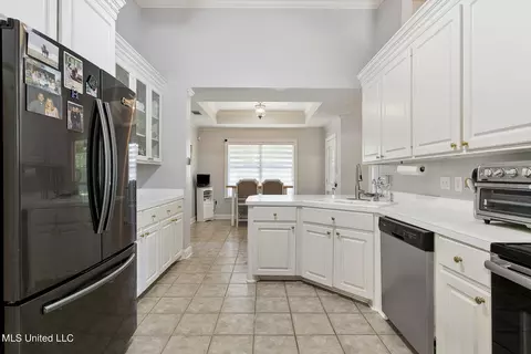 Kitchen - 104 Ashton Cv, Madison, MS 39110 photo 4 of 5