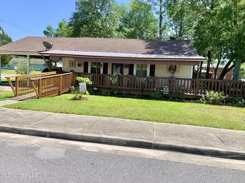 4219 Kreole Ave, Moss Point, MS 39563