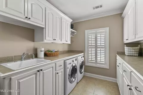 Other - 148 Mullherrin Dr, Madison, MS 39110 photo 5 of 17