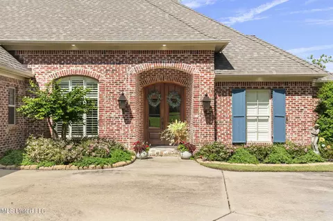 Exterior - 148 Mullherrin Dr, Madison, MS 39110 photo 5 of 19