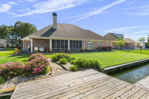 Exterior - 148 Mullherrin Dr, Madison, MS 39110 photo 18 of 19