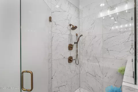 Bath - 148 Mullherrin Dr, Madison, MS 39110 photo 5 of 8