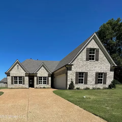 3184 Meadows Way, Hernando, MS 38632