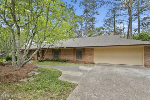 5345 Balmoral Dr, Jackson, MS 39211 photo 4