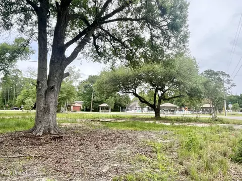 7314 Ahi Dr, Diamondhead, MS 39525 photo 3